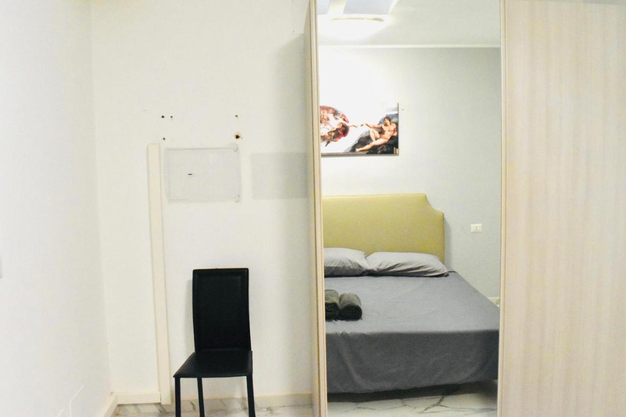 Apartamento Chic House Bari Exterior foto