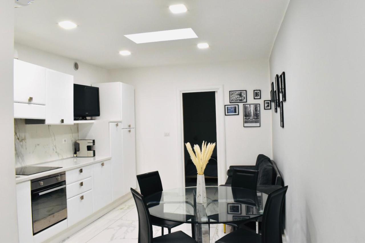 Apartamento Chic House Bari Exterior foto