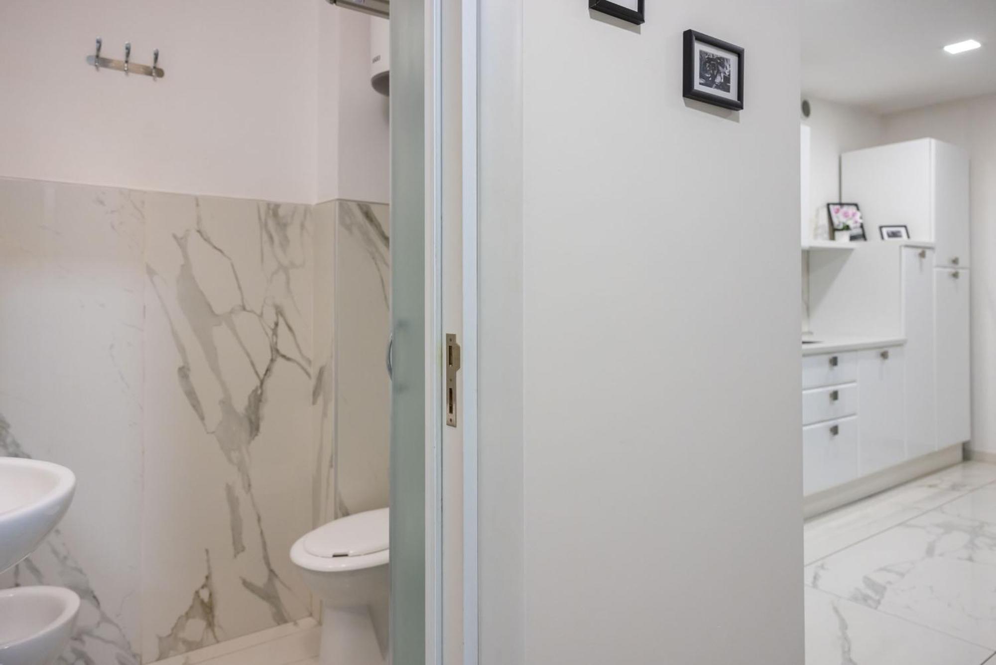Apartamento Chic House Bari Exterior foto