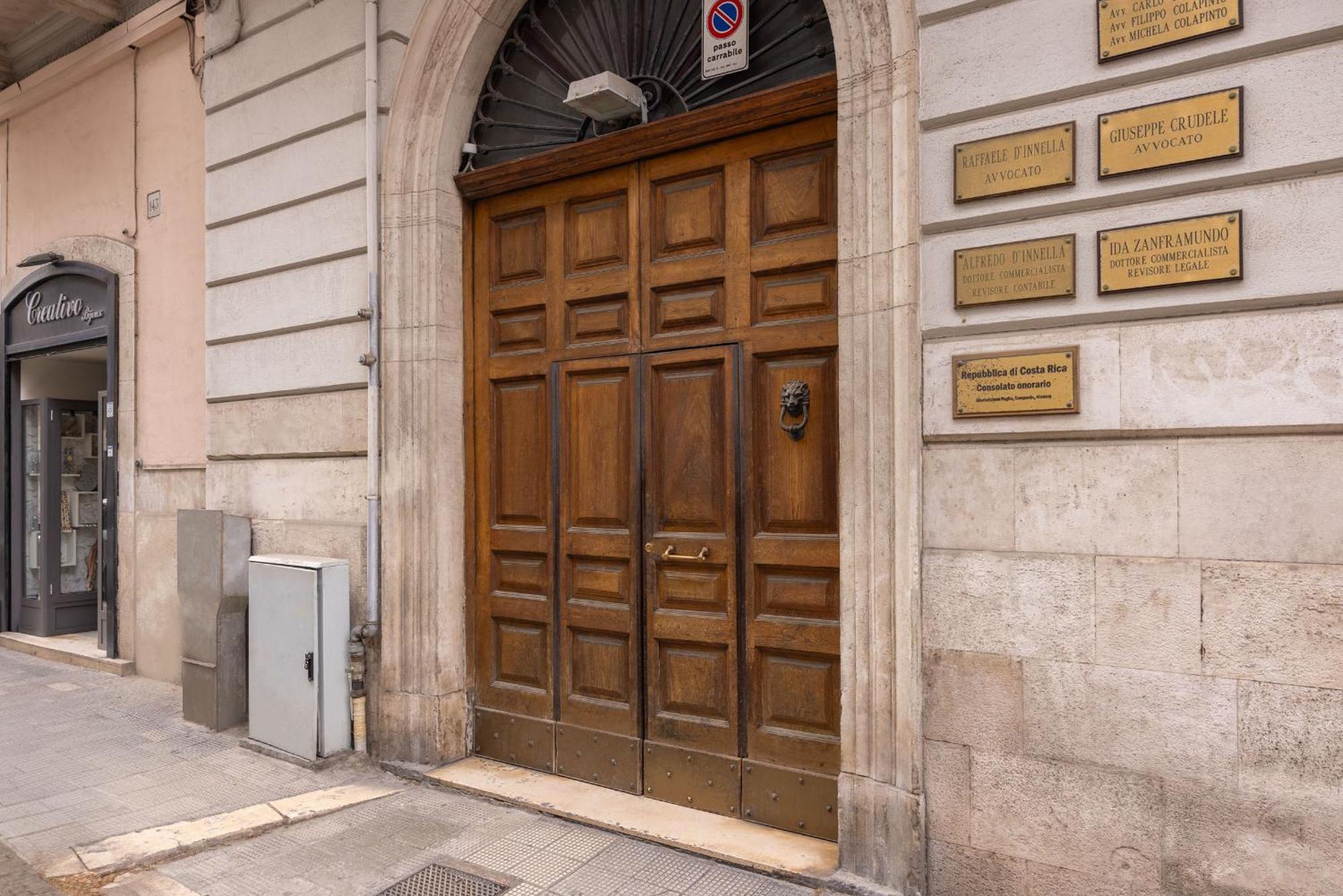 Apartamento Chic House Bari Exterior foto